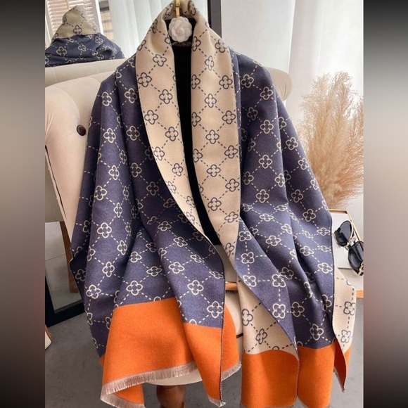Luxe Classic Faux Cashmere Shawl Scarf Wrap Holiday Fall Winter - Picture 1 of 4